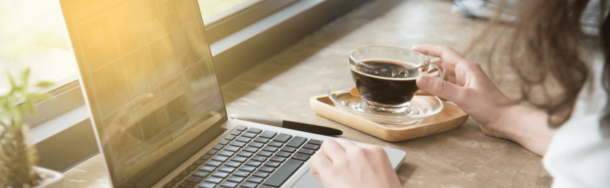 laptop-coffee-1949x600-L.png