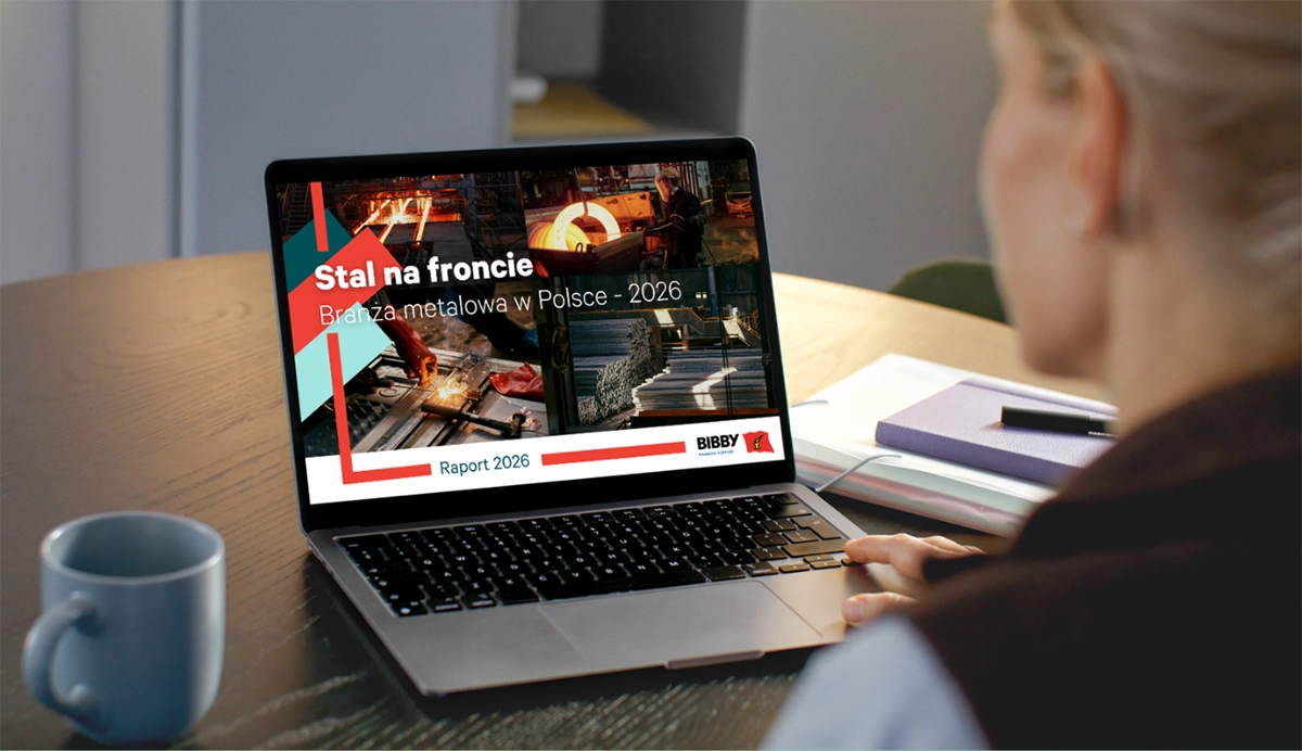 raport na ekranie laptopa