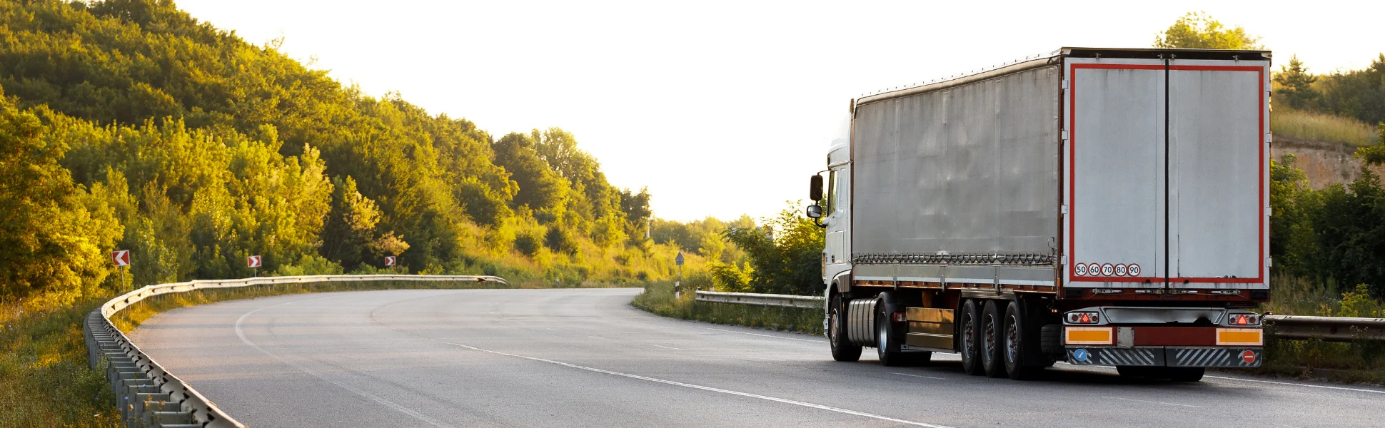 Ciężarówka dostarczająca ładunek