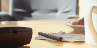 Generic-desk-003-min.jpg